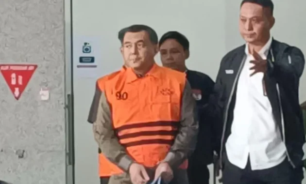 Wamen Imipas Silmy Karim Kenakan Rompi Tahanan KPK, Jadi Tersangka?