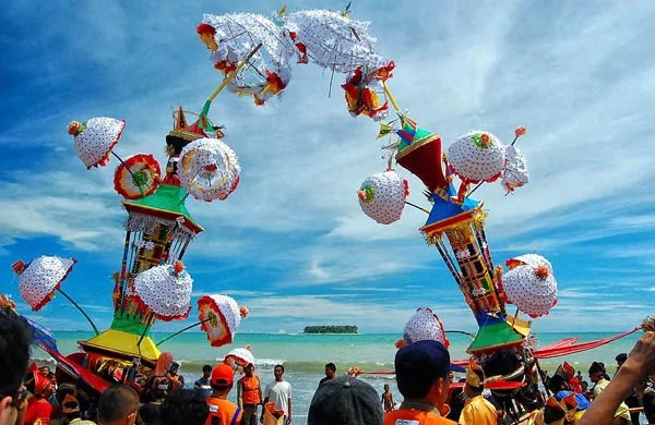 Wamenbud: Tabuik Jiwa Masyarakat Pariaman