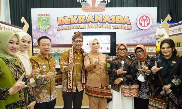 Wamendagri Buka Pameran UMKM di Papua, Dorong Ekonomi Kreatif