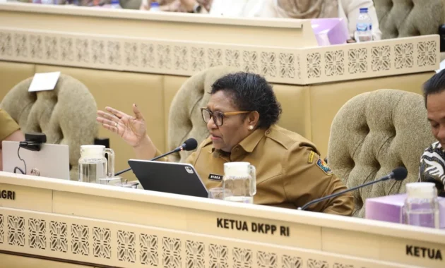 Wamendagri Ribka Haluk Minta PIKI Berperan dalam Kebijakan Publik Wamendagri Ribka Haluk Minta PIKI Berperan dalam Kebijakan Publik