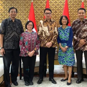 Wamenlu Arif Havas Oegroseno Beri Wejangan kepada Anak Muda, Ingatkan Pentingnya Laut untuk Masa Depan