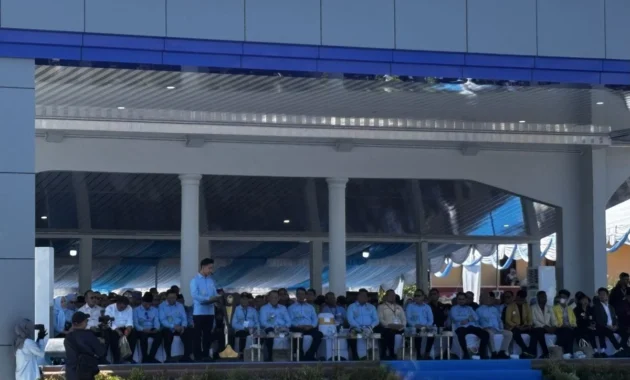 Wapres Gibran Tegaskan Pentingnya Kemandirian Pangan di PENAS XVII Gorontalo Wapres Gibran Tegaskan Pentingnya Kemandirian Pangan di PENAS XVII Gorontalo