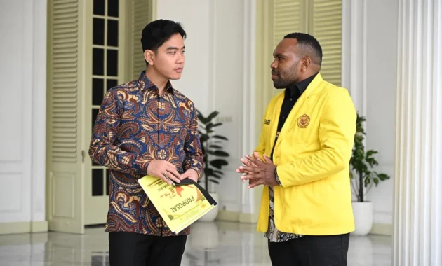 Wapres Gibran Terima Perwakilan Massa Aksi, Senang Mahasiswa Bersikap Kritis Wapres Gibran Terima Perwakilan Massa Aksi, Senang Mahasiswa Bersikap Kritis