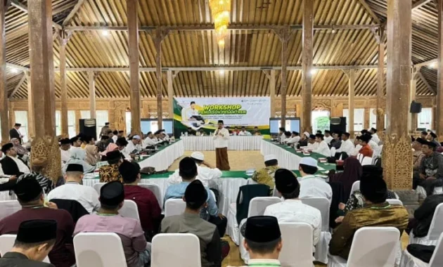 Workshop Pengasuh Bahas Strategi Pesantren Tetap Berkembang di Era Disrupsi