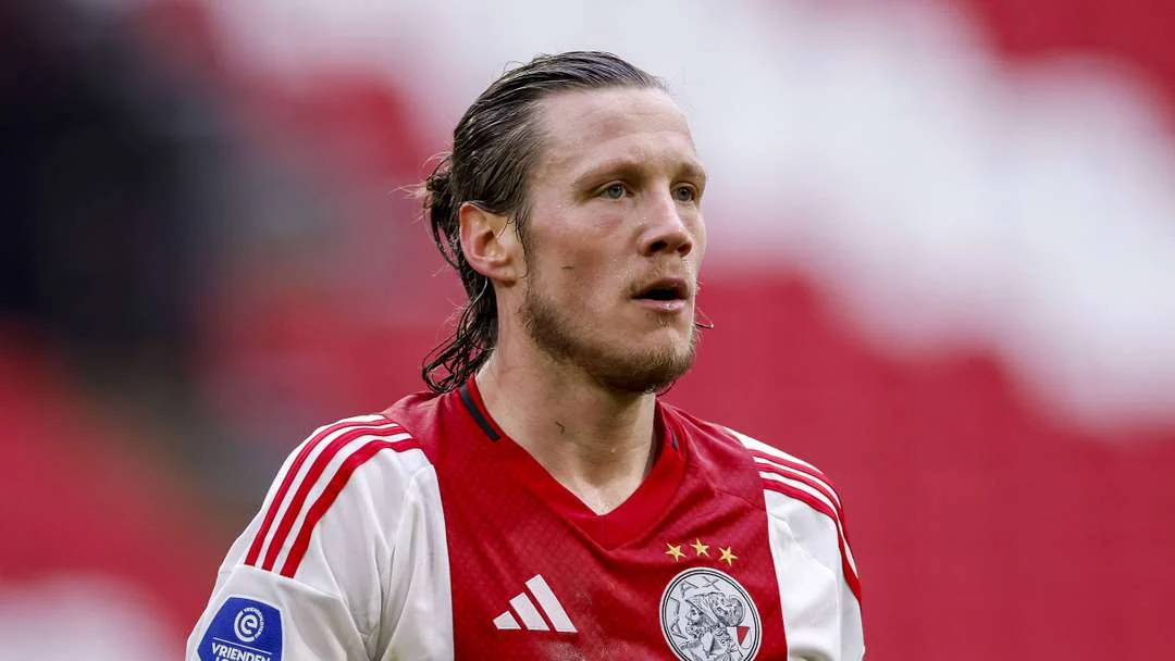 Wout Weghorst Pindah Klub dari Ajax ke Twente