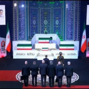 9 Fakta Diplomasi Ayat Suci Al-Quran pada Pemakaman Khamenei