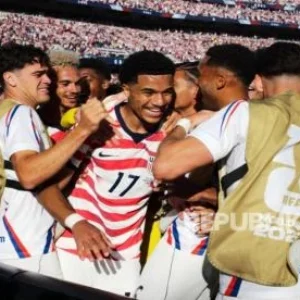 Amerika Serikat Kalahkan Bosnia Berkat Gol Balogun dan Tillman, Lanjut ke Babak 16 Besar