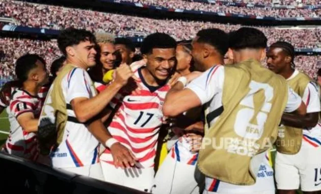 Amerika Serikat Kalahkan Bosnia Berkat Gol Balogun dan Tillman, Lanjut ke Babak 16 Besar Amerika Serikat Kalahkan Bosnia Berkat Gol Balogun dan Tillman, Lanjut ke Babak 16 Besar