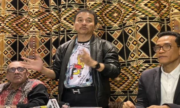 Andi Azwan: Sikap Roy Suryo Tempuh Praperadilan Tindakan Pengecut Andi Azwan: Sikap Roy Suryo Tempuh Praperadilan Tindakan Pengecut