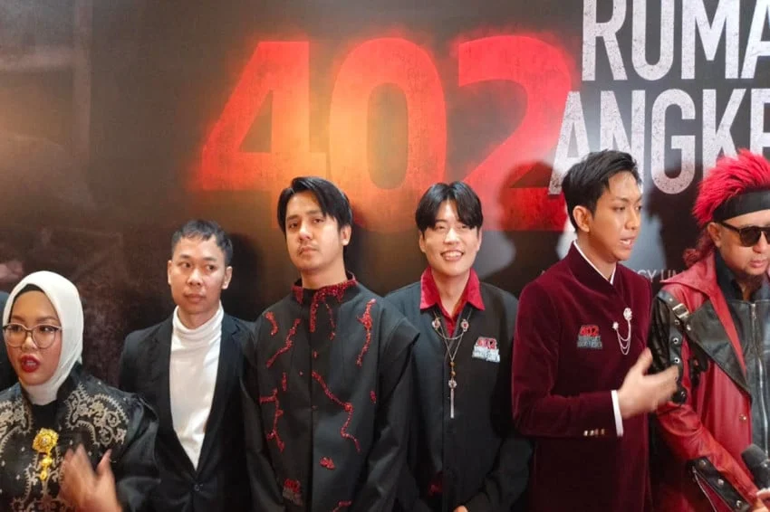 Arbani Yasiz Ungkap Riset Bareng Content Creator untuk Film 402 Rumah Sakit Angker Korea