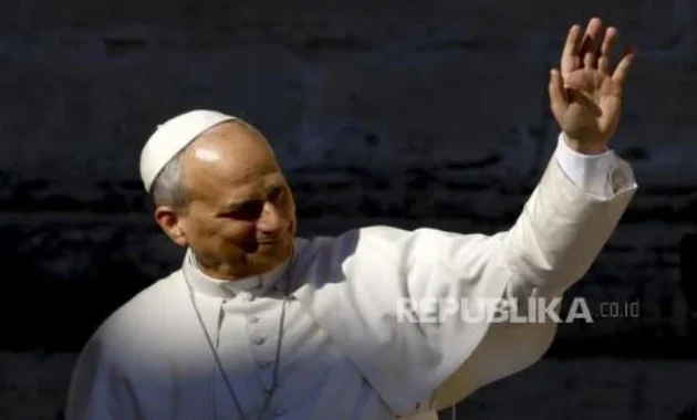 AS Berpesta 250 Tahun, Paus Leo Justru Datangi Lampedusa Lambang Penderitaan Migran AS Berpesta 250 Tahun, Paus Leo Justru Datangi Lampedusa Lambang Penderitaan Migran
