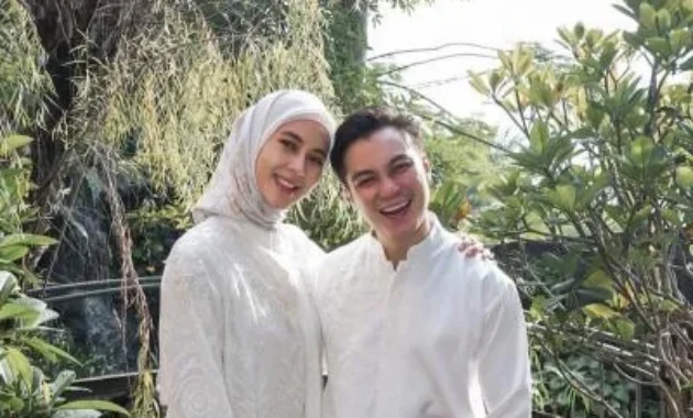 Baim Wong dan Paula Verhoeven Tampilkan Akur Banget di Acara Kelulusan Anak Baim Wong dan Paula Verhoeven Tampilkan Akur Banget di Acara Kelulusan Anak