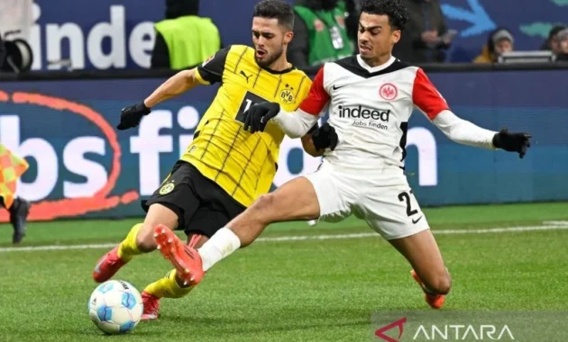Bayern Muenchen Datangkan Nathaniel Brown dari Eintrach Frankfurt Bayern Muenchen Datangkan Nathaniel Brown dari Eintrach Frankfurt