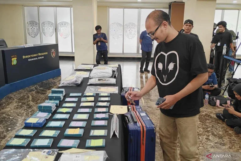 Belasan Influencer Kembalikan Uang Saku dari Hanania Travel, Total Rp 110 Juta