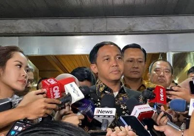 Bupati Kuansing Mengembalikan Amplop, Menhut Raja Juli Tolak Suap dan Gratifikasi