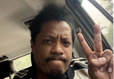 Cerita Lucu Arie Kriting Ketika Marah Ada Fans Minta Foto Langsung Pose Peace
