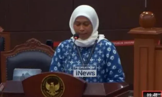 Cerita Miris Dosen Lulusan S3 Australia, Gaji di Indonesia Hanya Rp2,6 Juta Cerita Miris Dosen Lulusan S3 Australia, Gaji di Indonesia Hanya Rp2,6 Juta