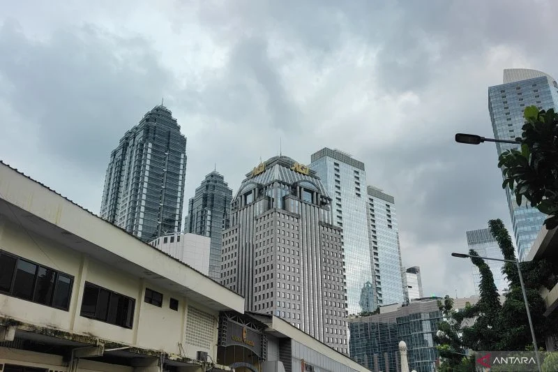 Cuaca Jakarta Sabtu: Cerah Berawan pada Siang dan Malam