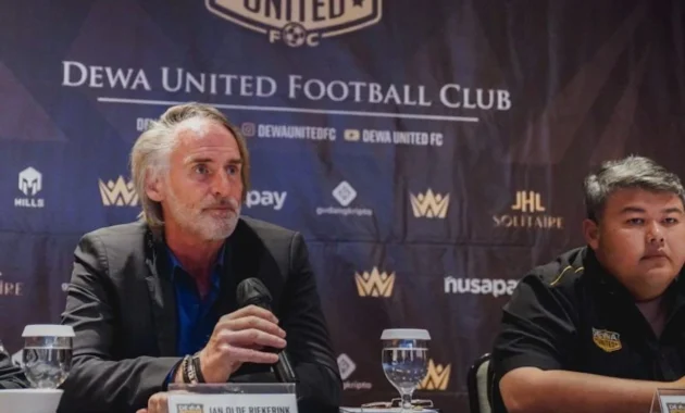 Dewa United Resmi Berpisah dengan Jan Olde Riekerink, Luis Milla Jadi Calon Pengganti? Dewa United Resmi Berpisah dengan Jan Olde Riekerink, Luis Milla Jadi Calon Pengganti?