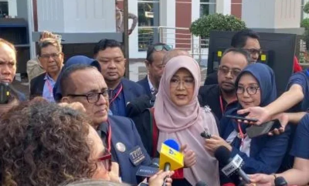 Dokter Tifa Hadapi Sidang Perdana Kasus Ijazah Jokowi