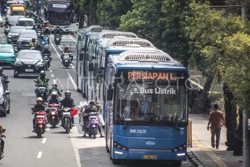 DPRD DKI Jakarta Minta Penyesuaian Tarif Tanpa Mengurangi Anggaran Transportasi