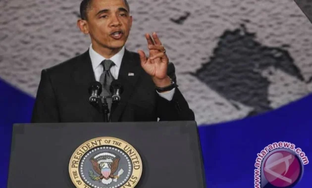 Eks Penulis Pidato Obama Panik: Demokrat Miliki Kandidat Paling Kiri Sepanjang Sejarah