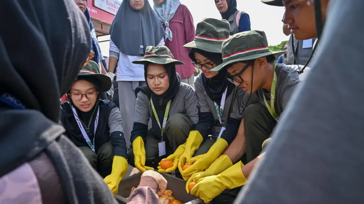 GreenBus Pertamina Ajak Generasi Muda Belajar dari Kampung Hijau Cemara
