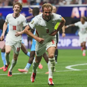 Harry Kane cetak brace, Inggris menang dramatis 2-1 atas Kongo