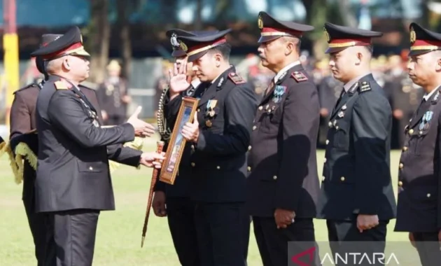 Kapolda Berikan Penghargaan Polres Tala Ungkap Mafia Tanah Rp23 Miliar