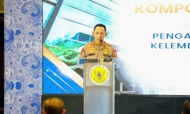 Kapolri Beri Kenaikan Pangkat Luar Biasa kepada Aipda Yudhi yang Gugur di Operasi Kasus Narkoba