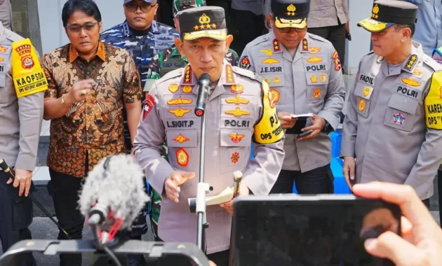 Kapolri Lakukan Tindakan Tegas terhadap Bandar Narkoba di Kalteng Kapolri Lakukan Tindakan Tegas terhadap Bandar Narkoba di Kalteng