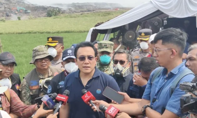 Kementerian Lingkungan Hidup Ungkap Alasan Kebakaran TPA Jatiwaringin Sulit Dikendalikan Kementerian Lingkungan Hidup Ungkap Alasan Kebakaran TPA Jatiwaringin Sulit Dikendalikan