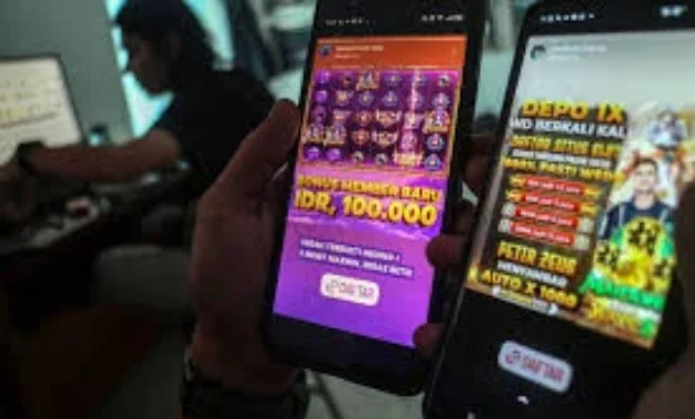 Komentar Judi Online Dinilai Bukan Sekadar Promosi, Pakar: Tapi Upaya Provokasi Sistematis Komentar Judi Online Dinilai Bukan Sekadar Promosi, Pakar: Tapi Upaya Provokasi Sistematis