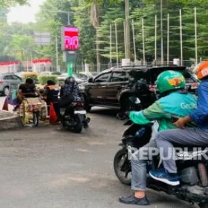 Komisi 8 Persen Ojol Sudah Berlaku, DPR Sebut Tarif Pelanggan Tetap Stabil