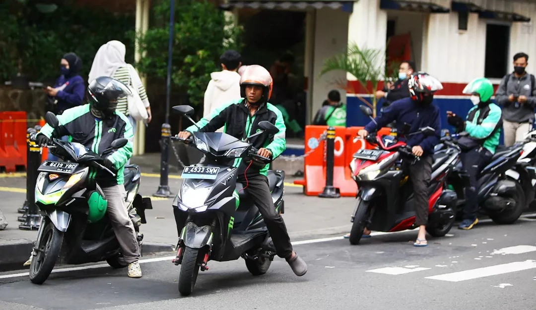Komisi Ojol Turun Jadi 8 Persen: Pengaruhnya Terhadap Pendapatan Driver dan Tarif Penumpang
