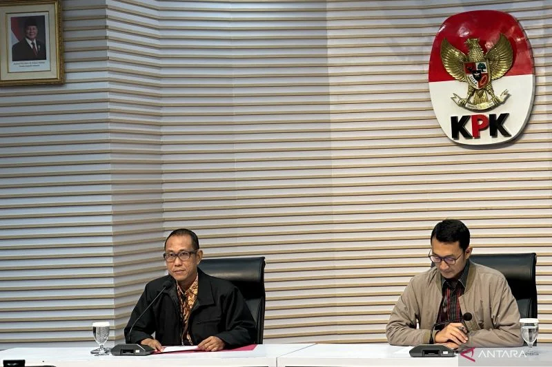 KPK Tetapkan Bupati Langkat dan Mantan Timsesnya Menjadi Tersangka Suap
