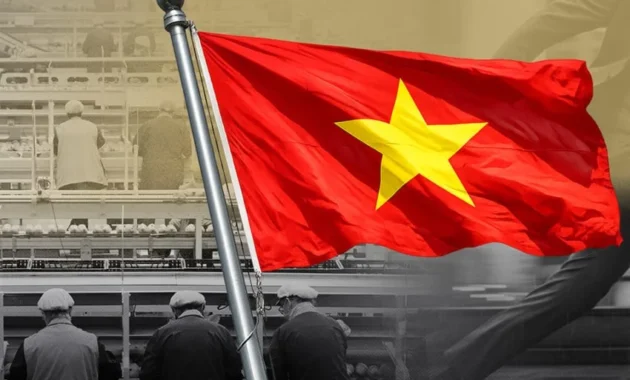 Lompatan Singkat Vietnam: Rahasia Sukses Naik Kelas Jadi Berpendapatan Menengah Atas Lompatan Singkat Vietnam: Rahasia Sukses Naik Kelas Jadi Berpendapatan Menengah Atas