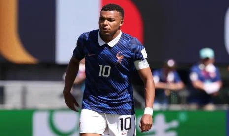 Mbappe Bangga Prancis Bisa Ladeni Permainan Keras Paraguay dan Keluar Sebagai Pemenang