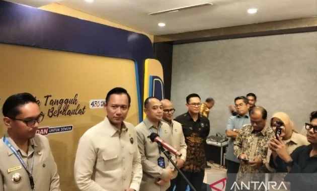 Menko AHY Tekankan Kolaborasi Pusat-Daerah Bangun Kota Tangguh Menko AHY Tekankan Kolaborasi Pusat-Daerah Bangun Kota Tangguh