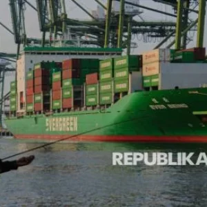 Neraca Dagang Defisit Ingatkan Risiko Ekspor Indonesia