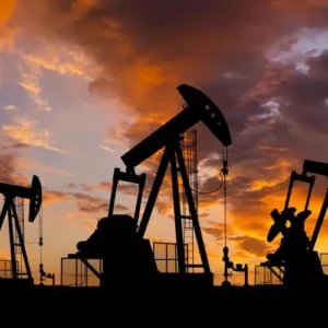 OPEC Sepakati Kenaikan Produksi, Harga Minyak Mentah Dunia Bergerak Turun