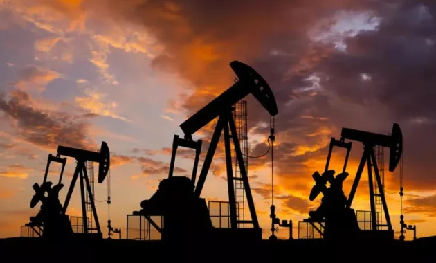 OPEC Sepakati Kenaikan Produksi, Harga Minyak Mentah Dunia Bergerak Turun