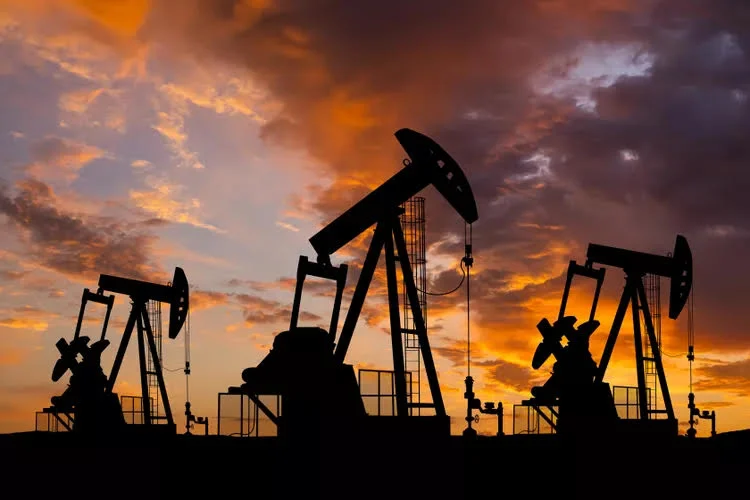 OPEC Sepakati Kenaikan Produksi, Harga Minyak Mentah Dunia Bergerak Turun