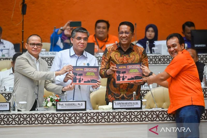 Partai Buruh Dorong Pembentukan UU Ketenagakerjaan Baru