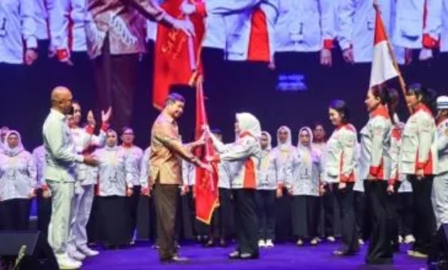 Pelantikan Srikandi Jaga Desa, Hashim Tegaskan Pentingnya Ketahanan Nasional dari Tingkat Desa Pelantikan Srikandi Jaga Desa, Hashim Tegaskan Pentingnya Ketahanan Nasional dari Tingkat Desa