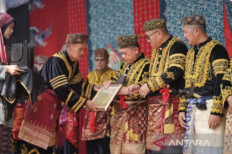 Pemerintah Apresiasi Tradisi Lama Kenduri Sko di Jambi