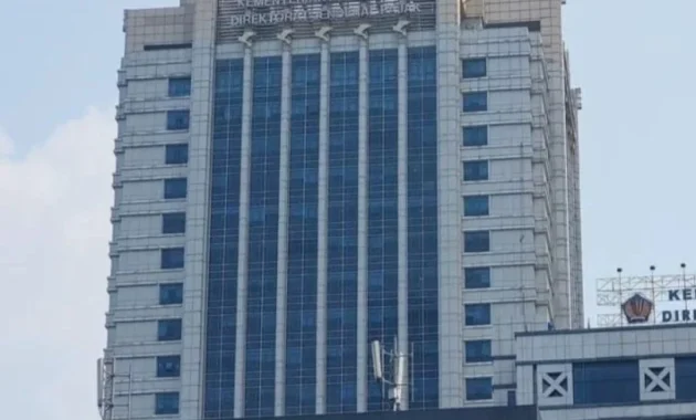 Pemerintah Kaji Pembebasan Pajak Pencairan JHT, 96% Penerima Bebas Pajak Pemerintah Kaji Pembebasan Pajak Pencairan JHT, 96% Penerima Bebas Pajak