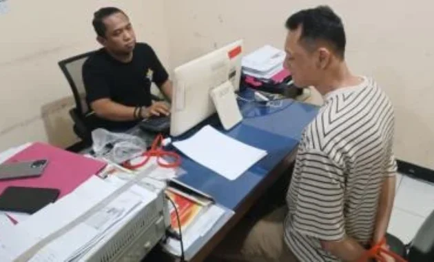 Pengendara Ninja Tewaskan Pemotor di Jagakarsa karena Tidak Terima Ditegur Pengendara Ninja Tewaskan Pemotor di Jagakarsa karena Tidak Terima Ditegur