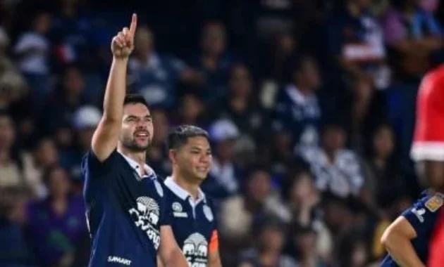 Perbandingan Kisaran Gaji Sandy Walsh di Buriram United dan Persib Bandung