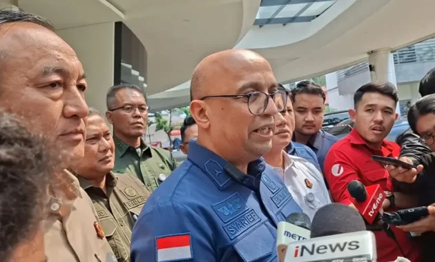 Perwira TNI Berpangkat Kolonel Diduga Terlibat Korupsi MBG Perwira TNI Berpangkat Kolonel Diduga Terlibat Korupsi MBG